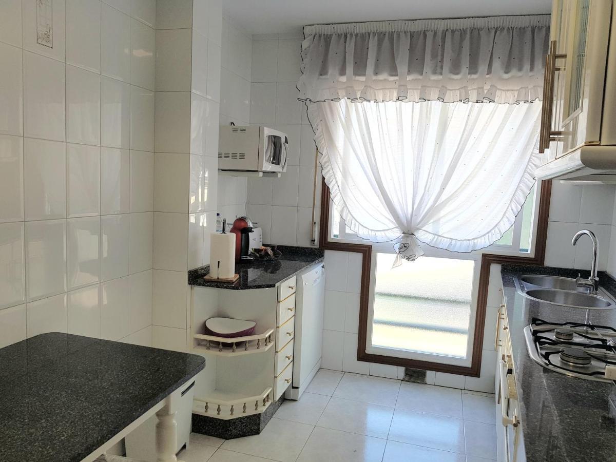 Piso Amplio En El Centro De Vilagarcia De Arousa Bagian luar foto